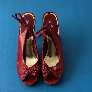 Spirit Red Bow Peep-Toe Heels